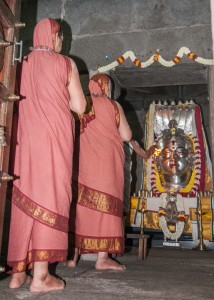 Mahamangalarati to the Sri Malahanikareshwara Swami in the presence of the Ubhaya Jagadgurus on the occassion of Ardrotsava